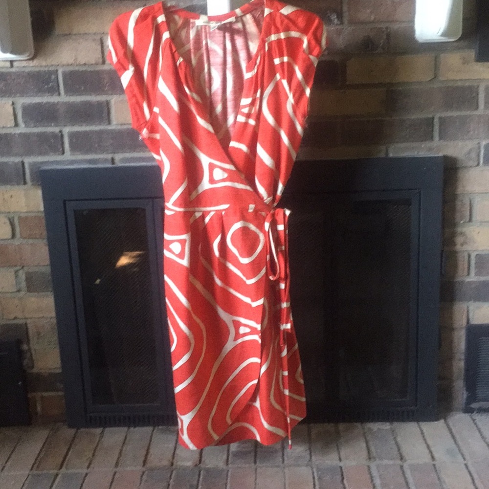 Diane von furstenberg orange wrap dress